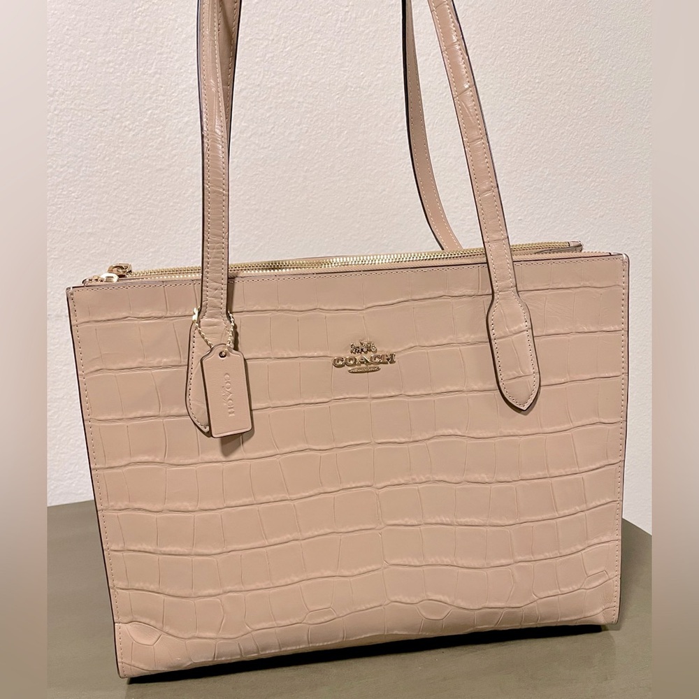 COACH NINA TOTE BAG 👜♥️